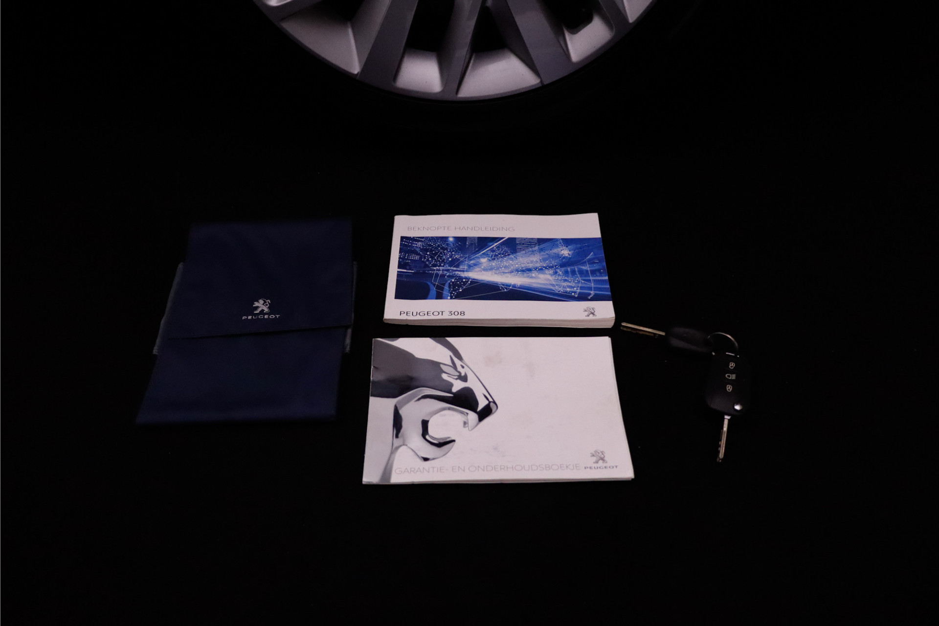 43193712-21.jpg