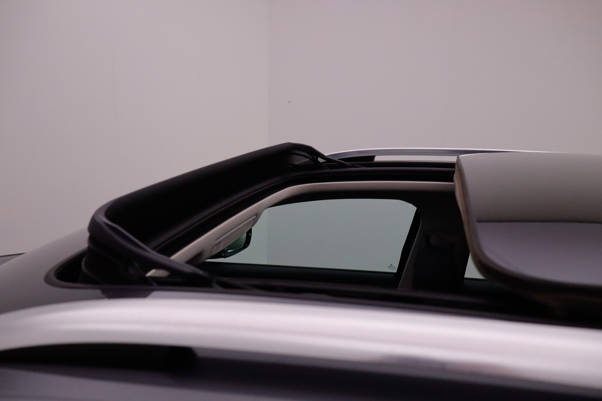 47106992-21.jpg