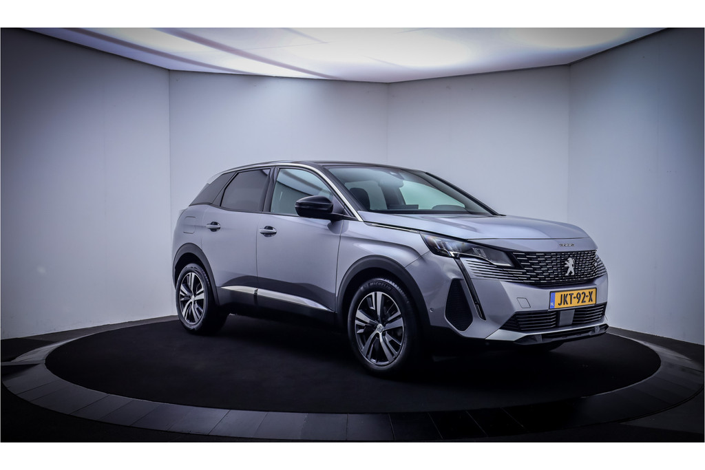 47893714-2.jpg