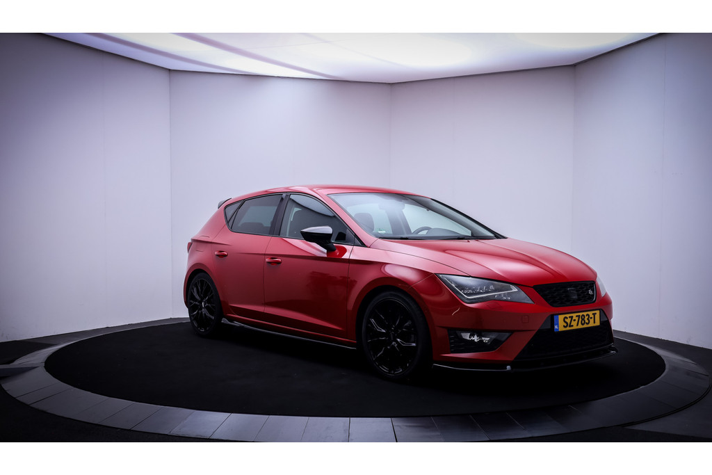 55867322-2.jpg